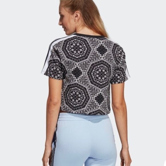 Adidas Originals 3 Stripe Outfit Set NWT Size Small - Picture 4 of 11